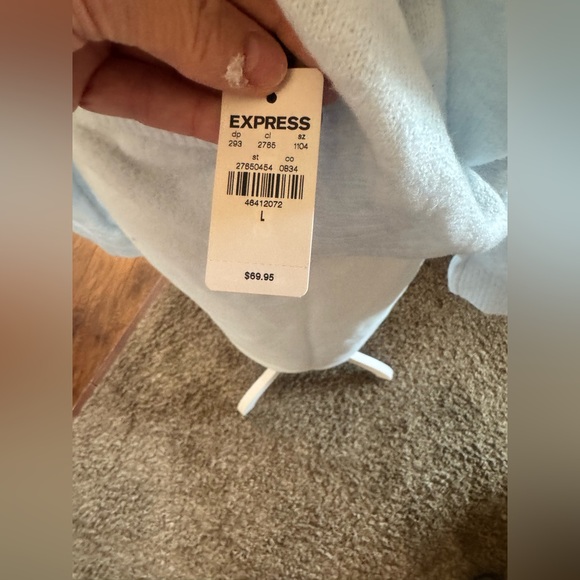 EXPRESS SKIRT AND SWEATER. BOUGHT SEPARATELY BUT SELLING AS A SET. SIZE LARGE. - Picture 5 of 11